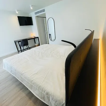 Bell-x Hotel 3*
